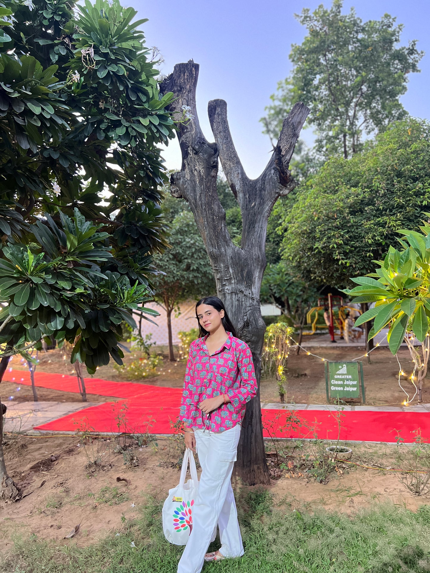 Pink Pattern full Sleeve Collared Shirt